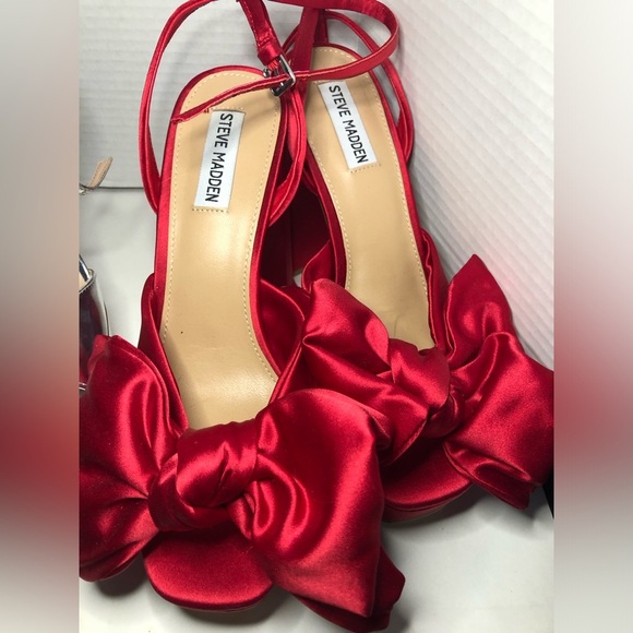 Steve Madden Bold Red Satin Bow Platform Sandals size 8.5 NWOB - Picture 10 of 12